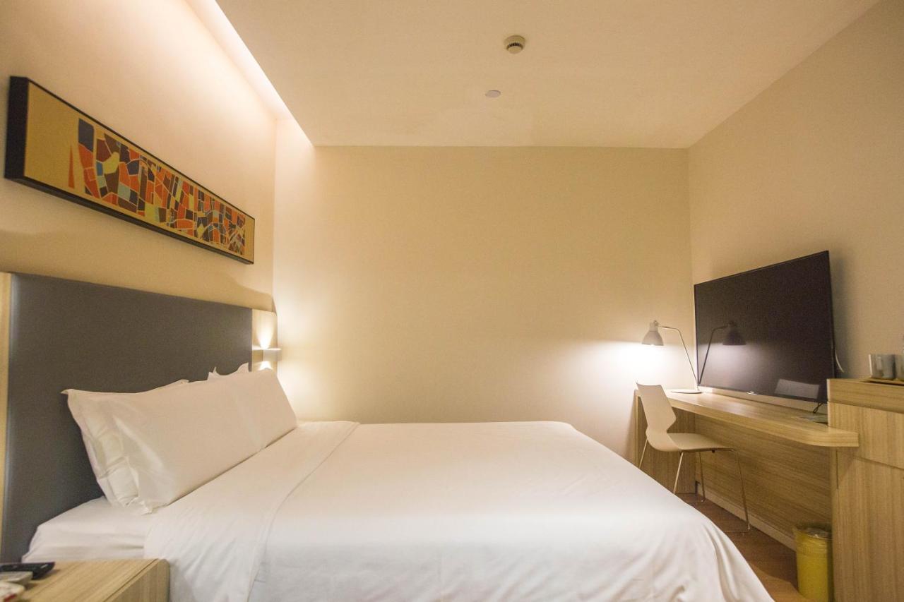 Hanting Premium Hotel Shanghai Plaza 66 Екстериор снимка